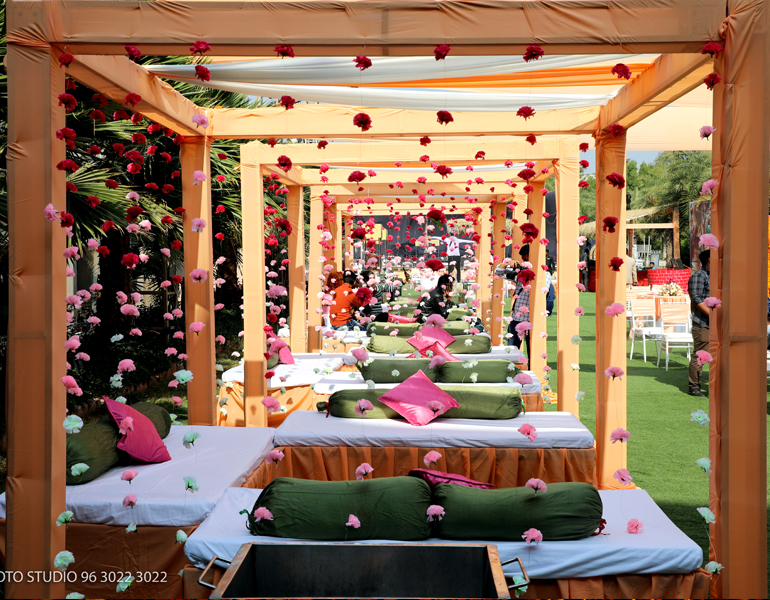 Anand Karaj - Vijan Mahal