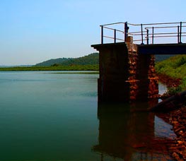 Pariyat Reservoir, Jabalpur - Book a Hotel Room at Vijan Mahal